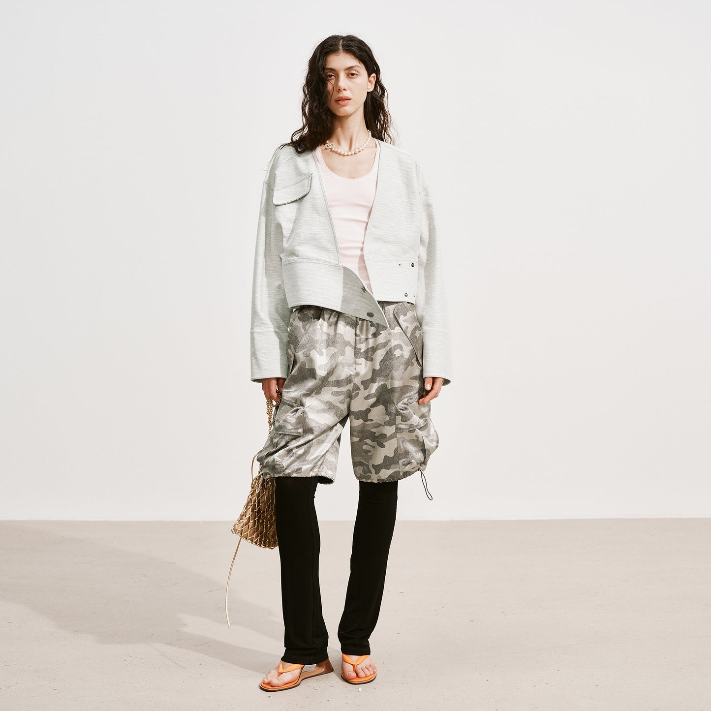 Medium Well V-neck Jacket