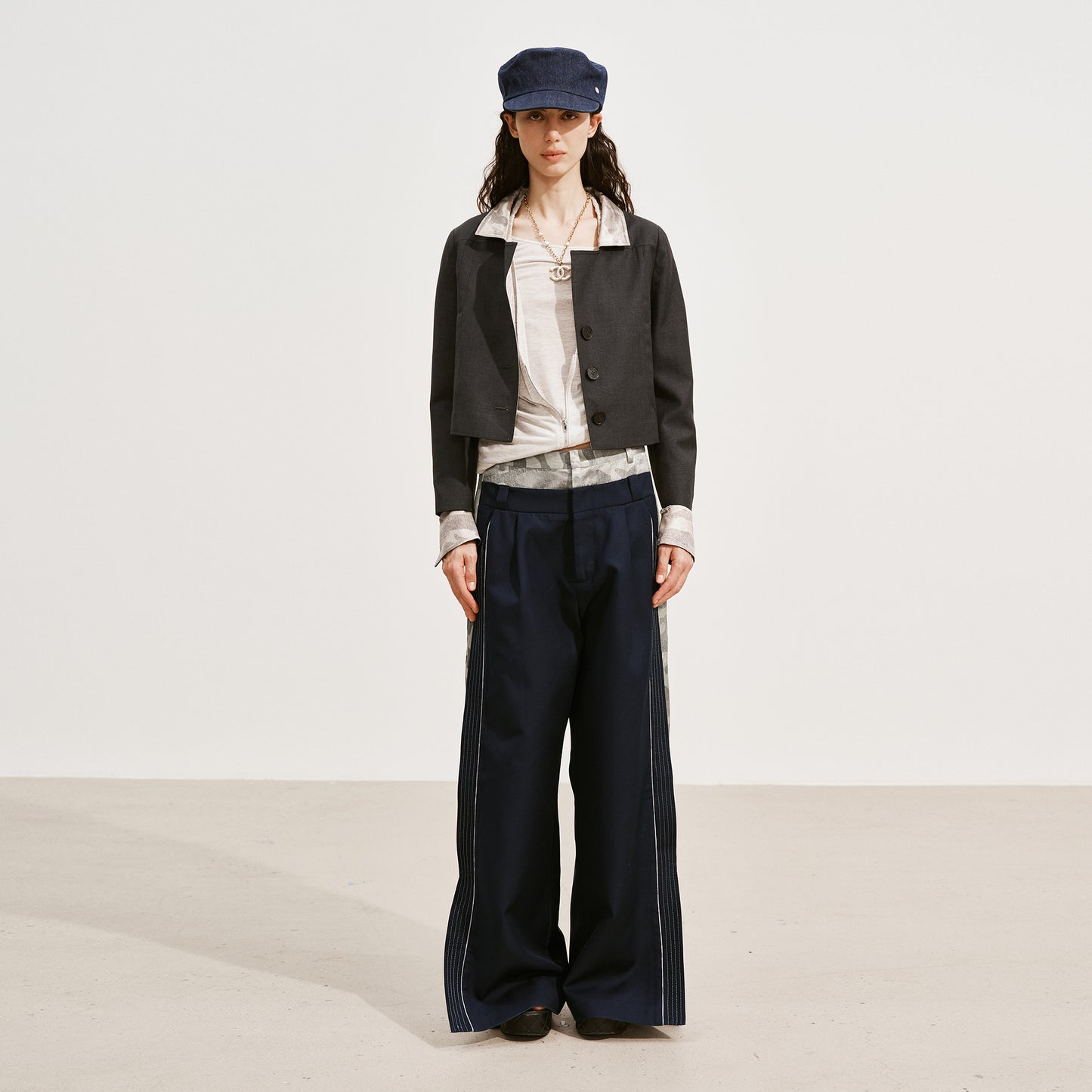 Medium Well Blazer in Wool Tailoring
