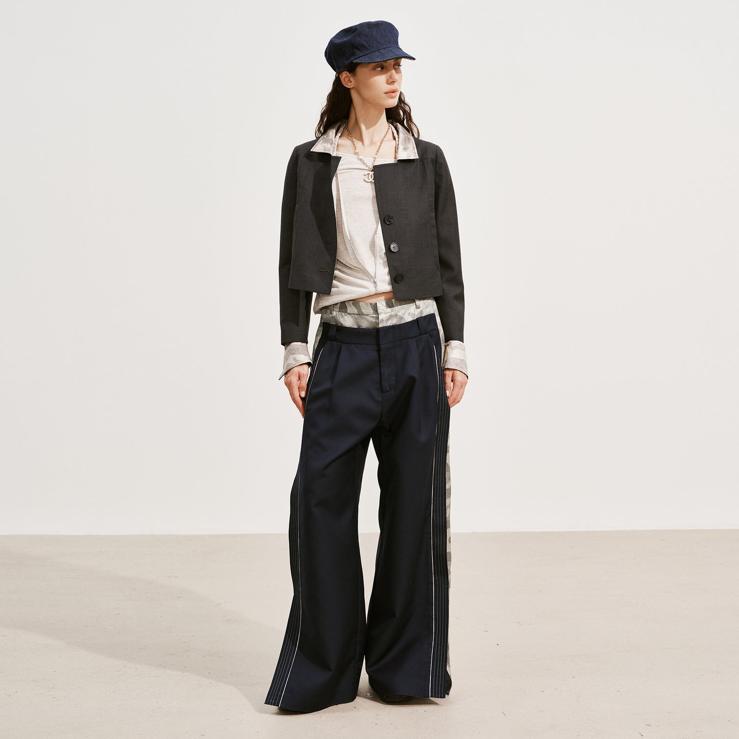 Medium Well Blazer in Wool Tailoring