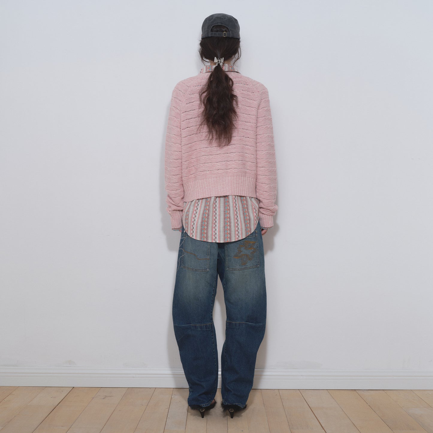 Medium Well Wavy Taxture Cardigan