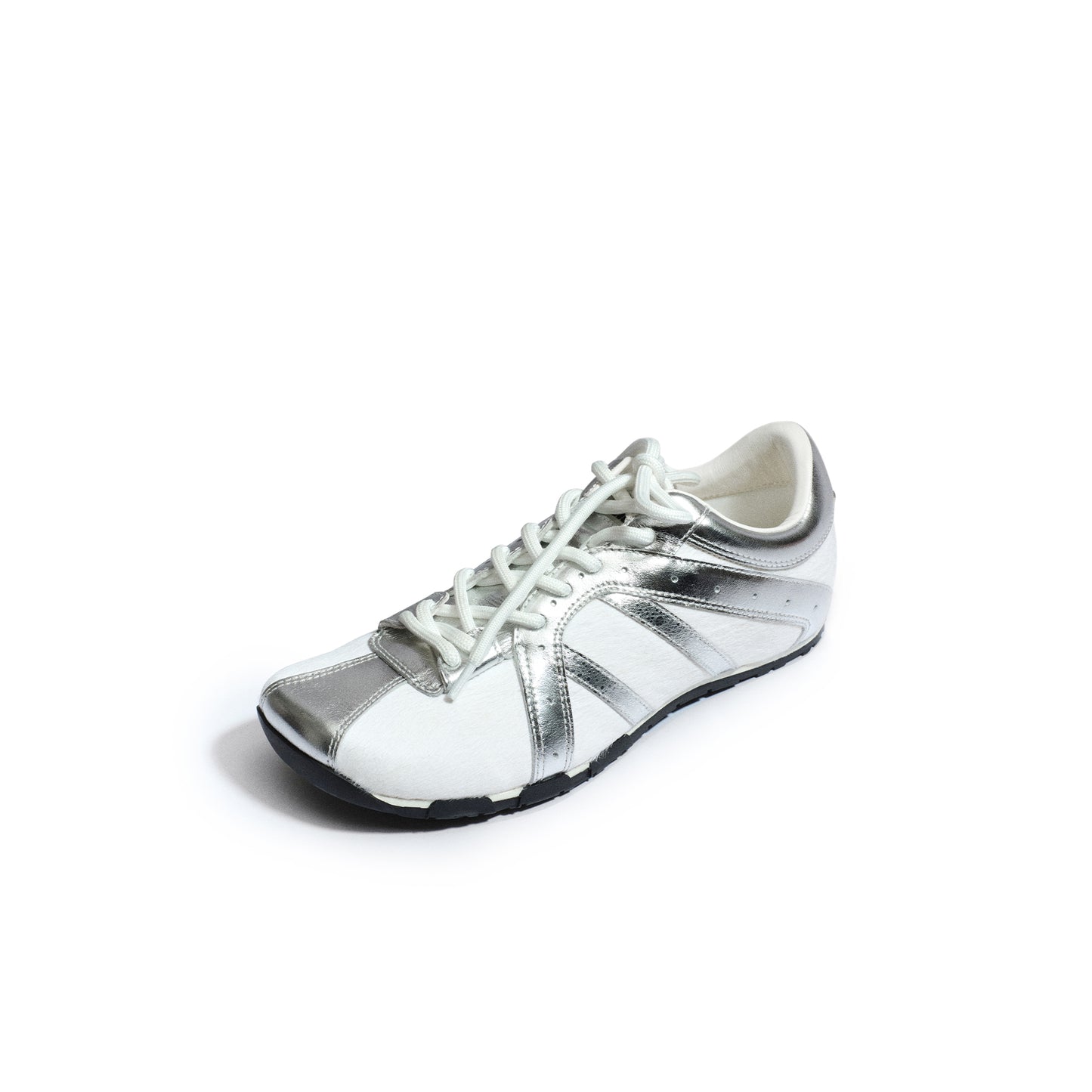 Medium Well Square-Toe Sneaker